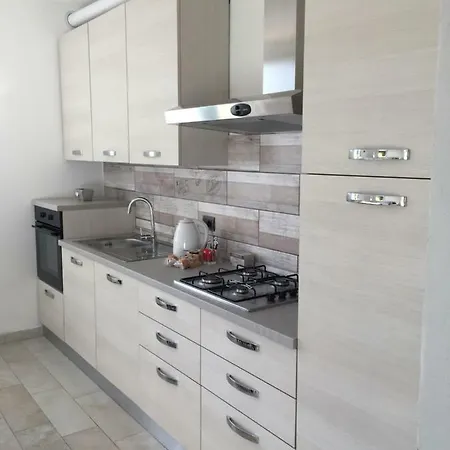Casa Stefania 2 Feriehus Mandello del Lario