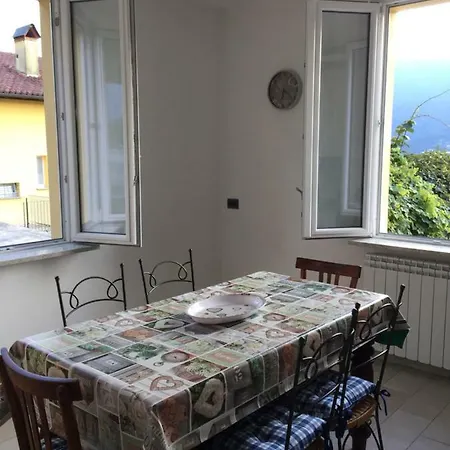 Casa Stefania 2 Mandello del Lario